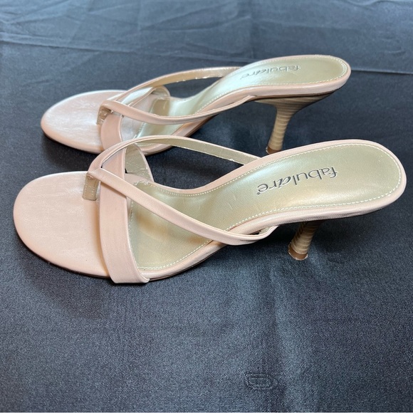 Simple Classy Neutral Fabulaire Heels - Picture 4 of 7